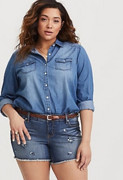 torrid Pants - Torrid Embroidered Flower Jean Shorts